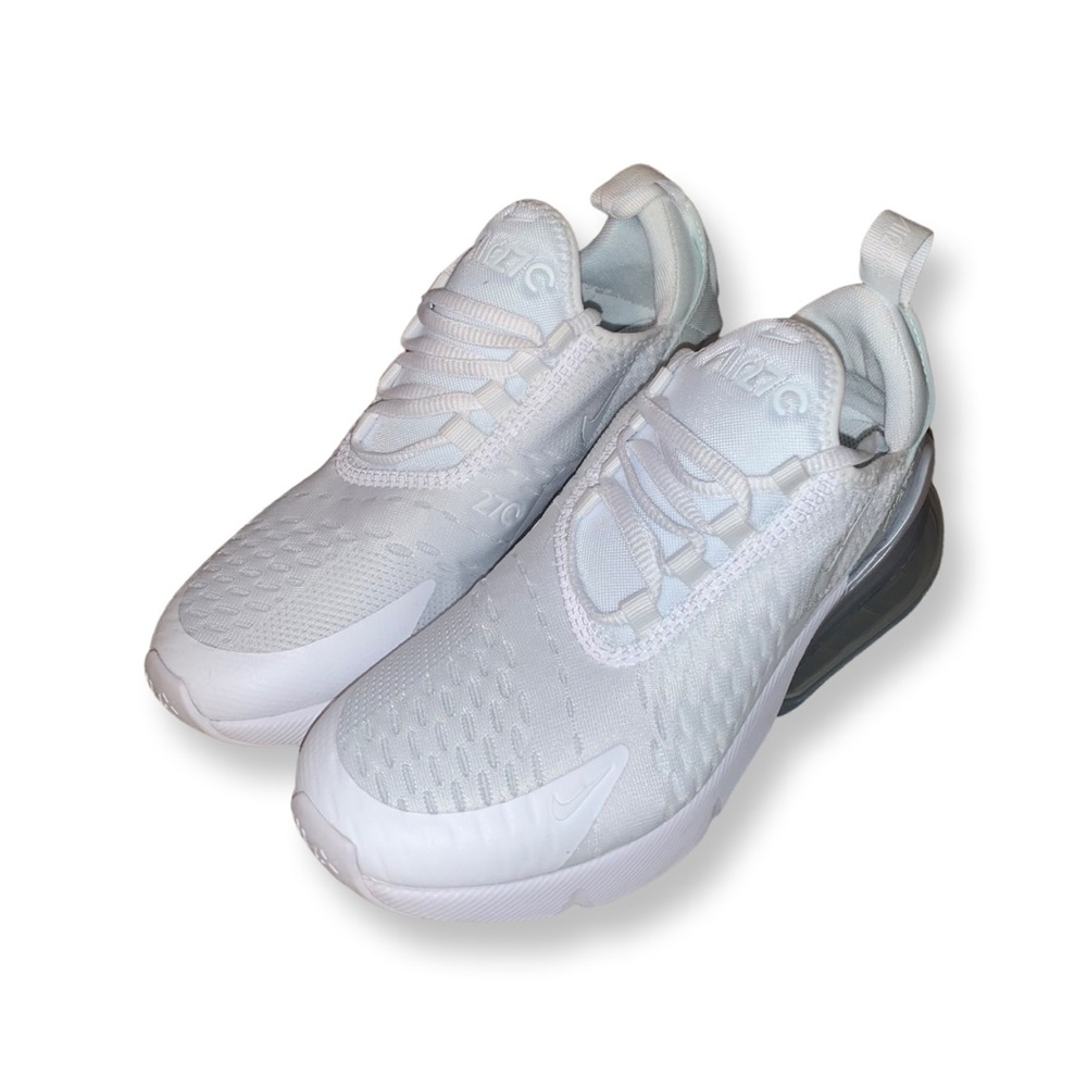 NWOB- Nike Air Max 270

3.5y boys or 5-5.5 for women